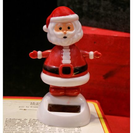 عروسک رو داشبوردی بابانوئل متحرک خورشیدی