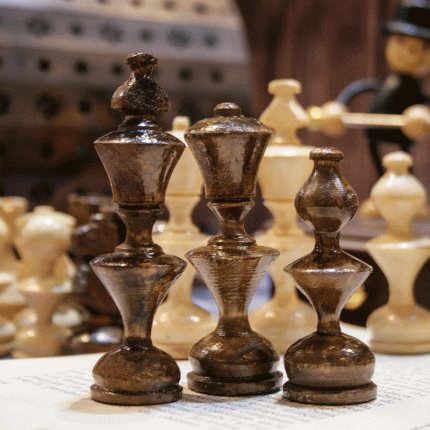 مهره شطرنج طرح چوب